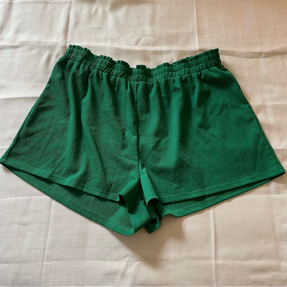 SHEIN Curve 3XL Green Shorts